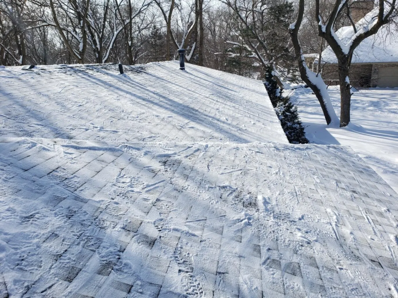 Roof Snow Removal