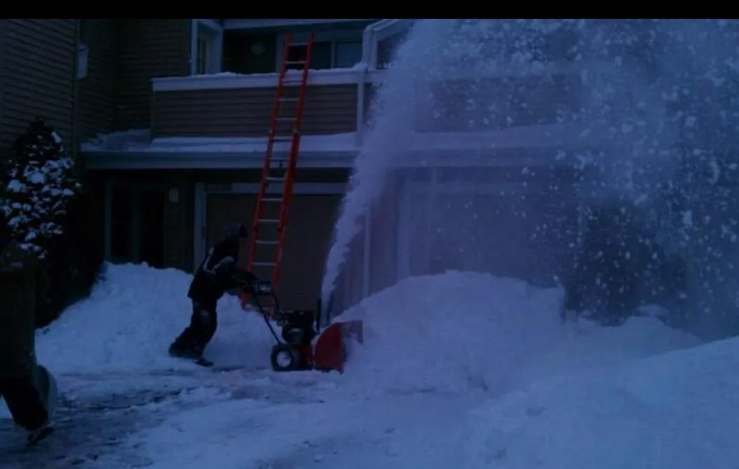 Roof Snow Removal