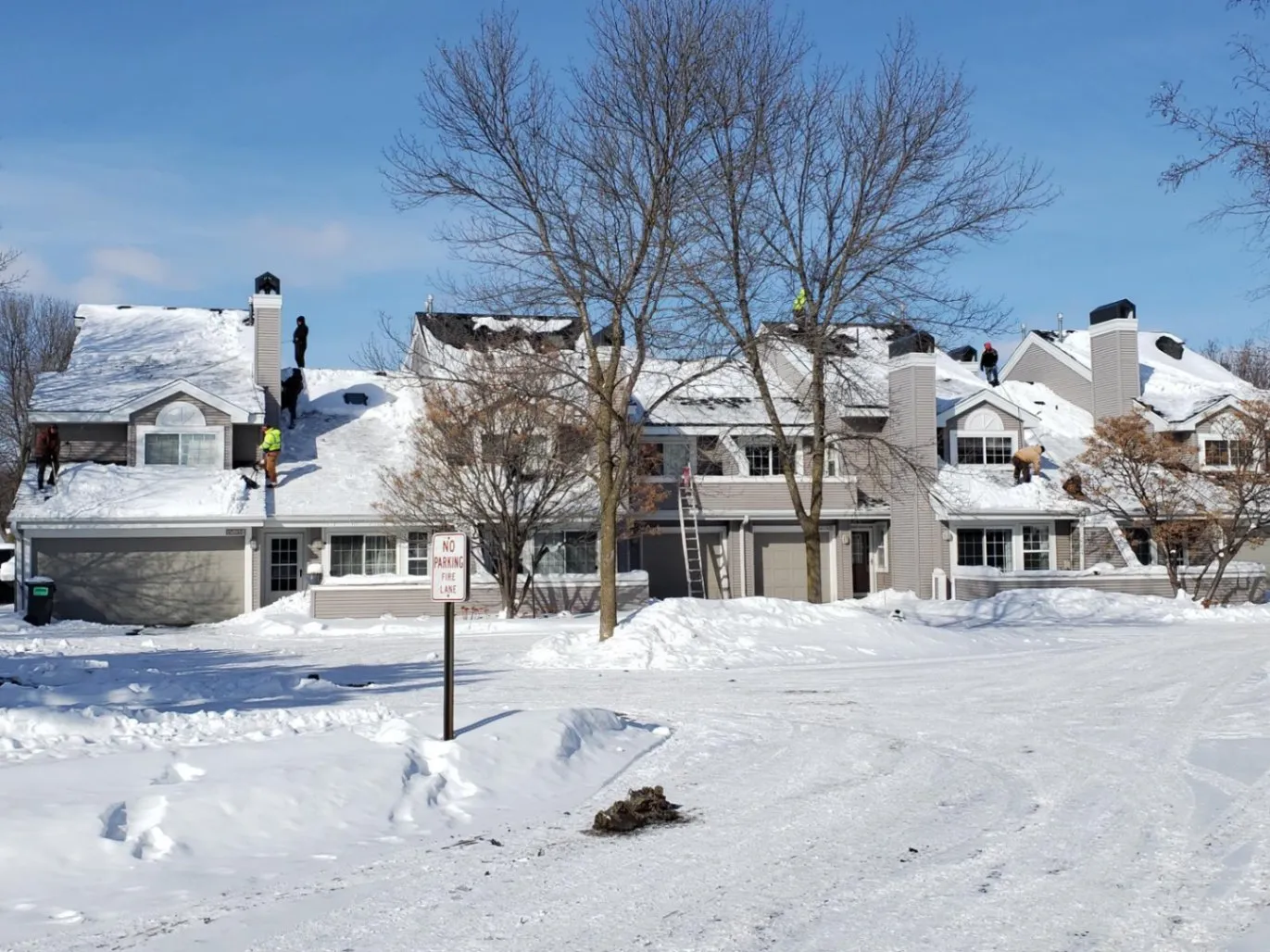 Roof Snow Removal